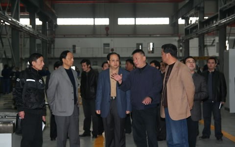 杭州(zhōu)市臨安市(shì)領導來公(gōng)司調研